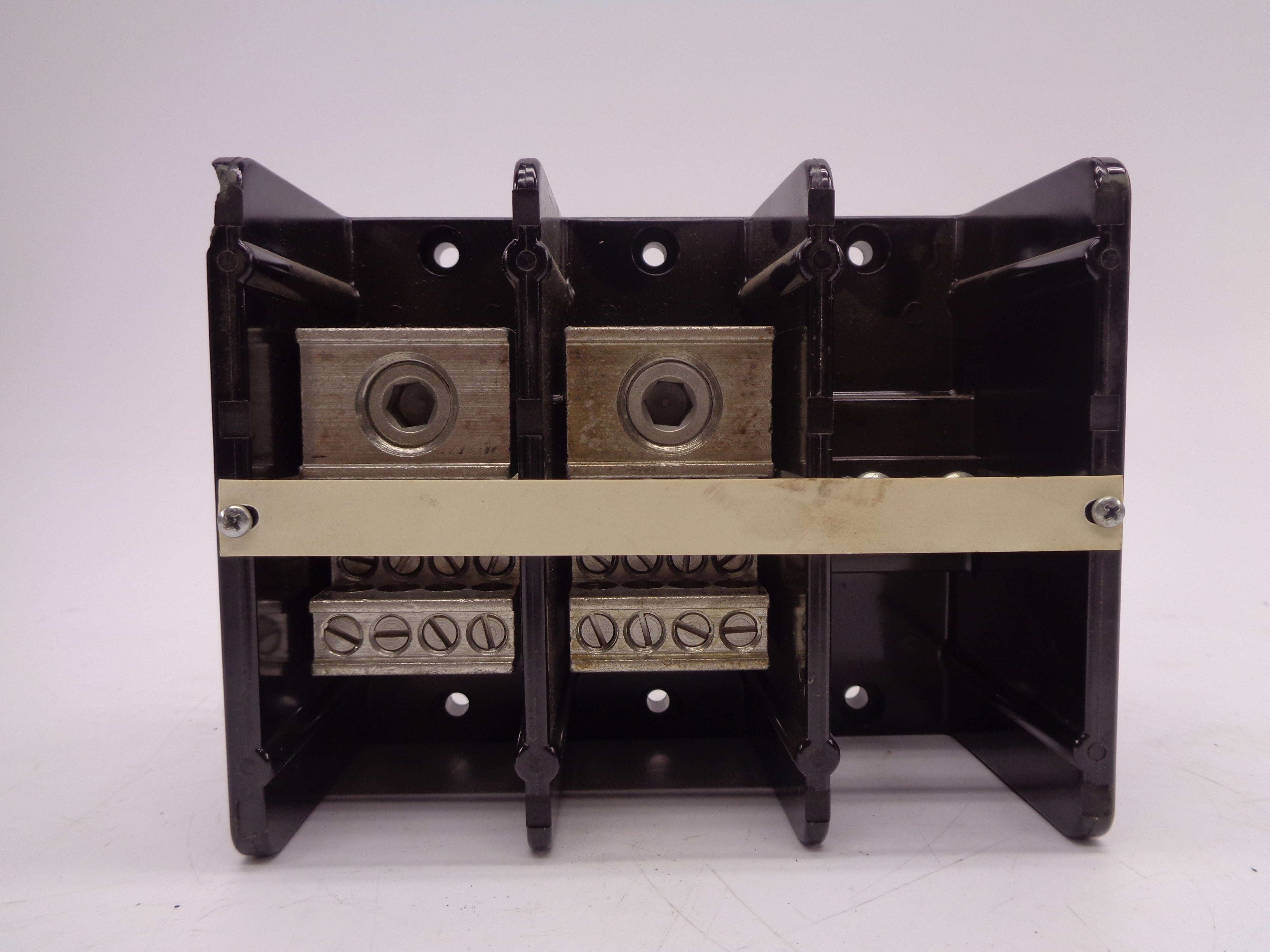 ALLEN BRADLEY 1492-PD3183 SER. B (AS PICTURED) NSNP