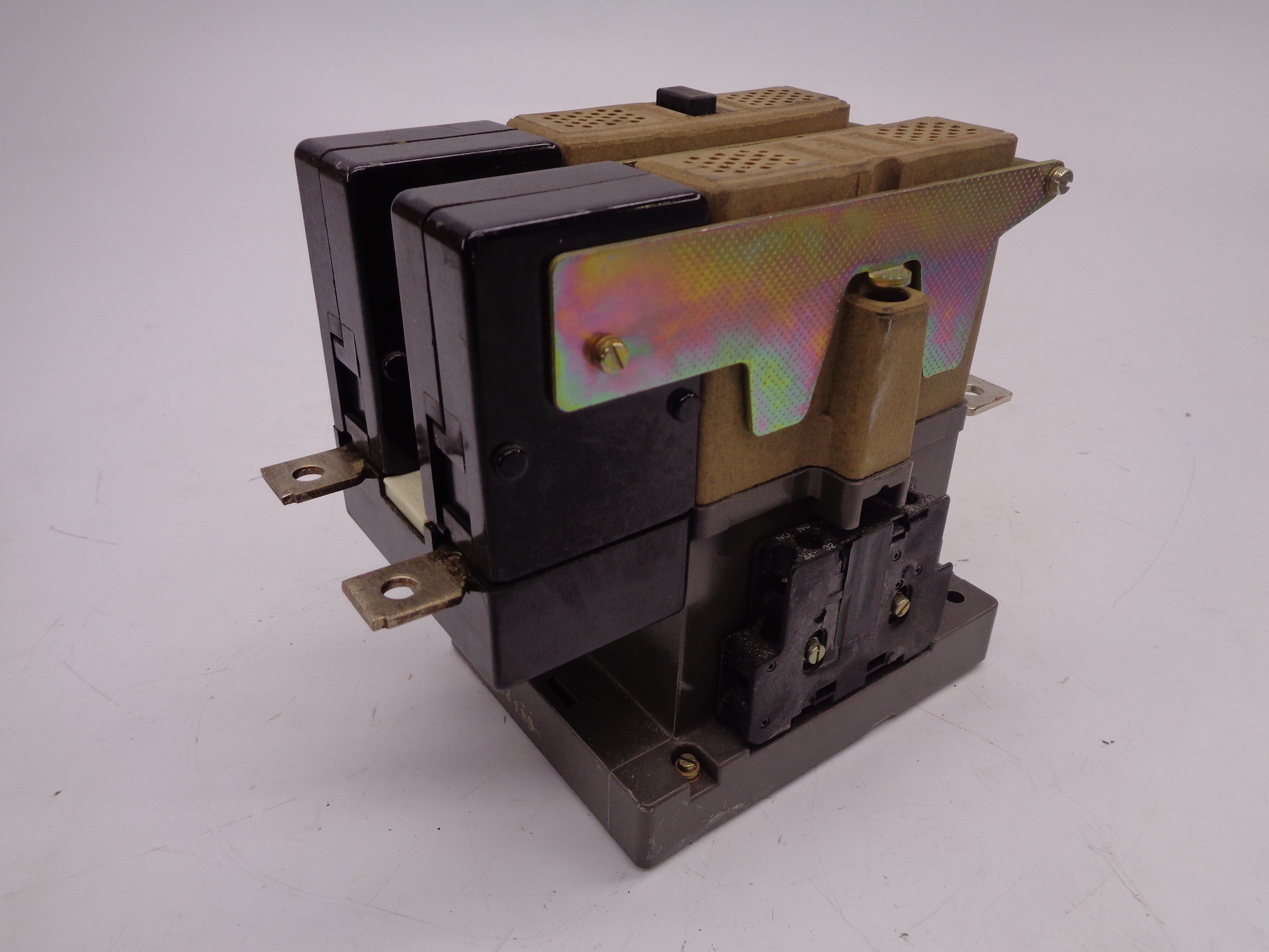 SIEMENS 3TC4817-0B 110V UNMP