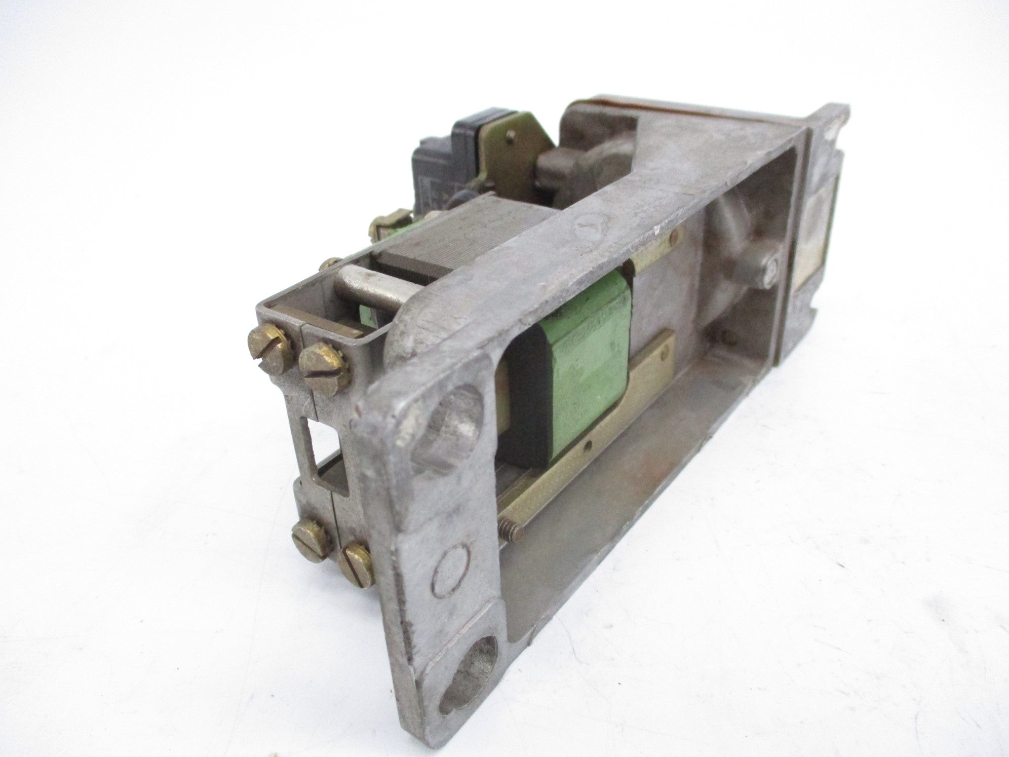 GENERAL ELECTRIC CR2820B120AA2 SER. A 110V UNMP