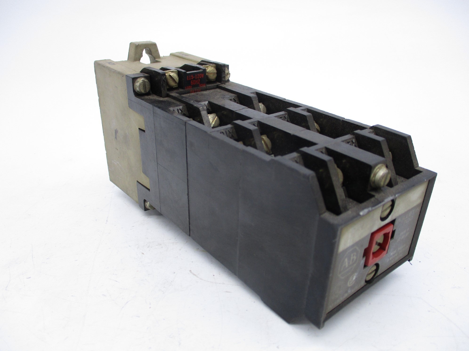 INDUSTRIAL SPARE PART 700-P1200A1 10A 120V SER. A NSNP