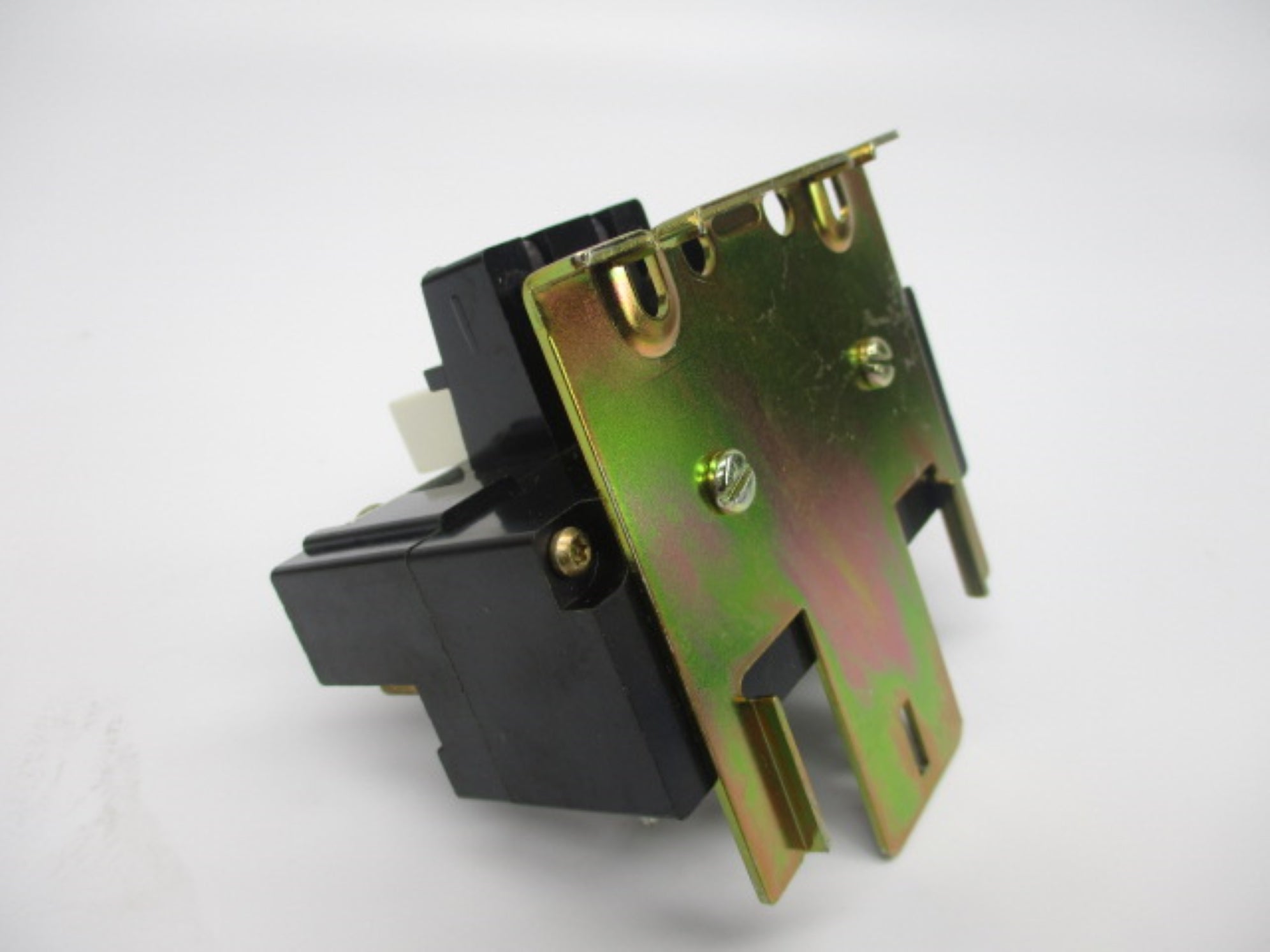 FURNAS 48FC31AA3 SER. C UNMP