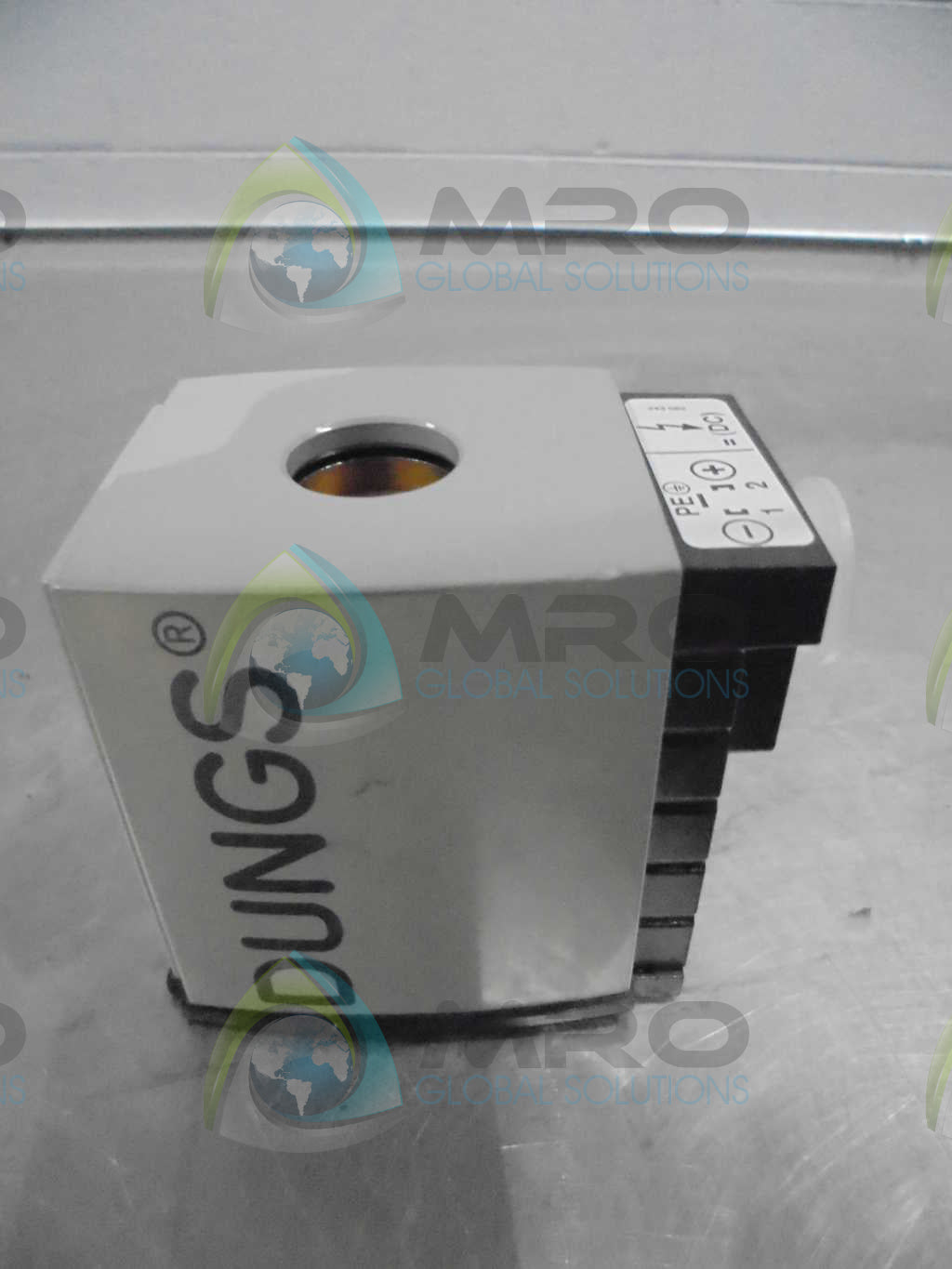 DUNGS COMUSTION CONTROLS 243878 *NEW IN BOX*
