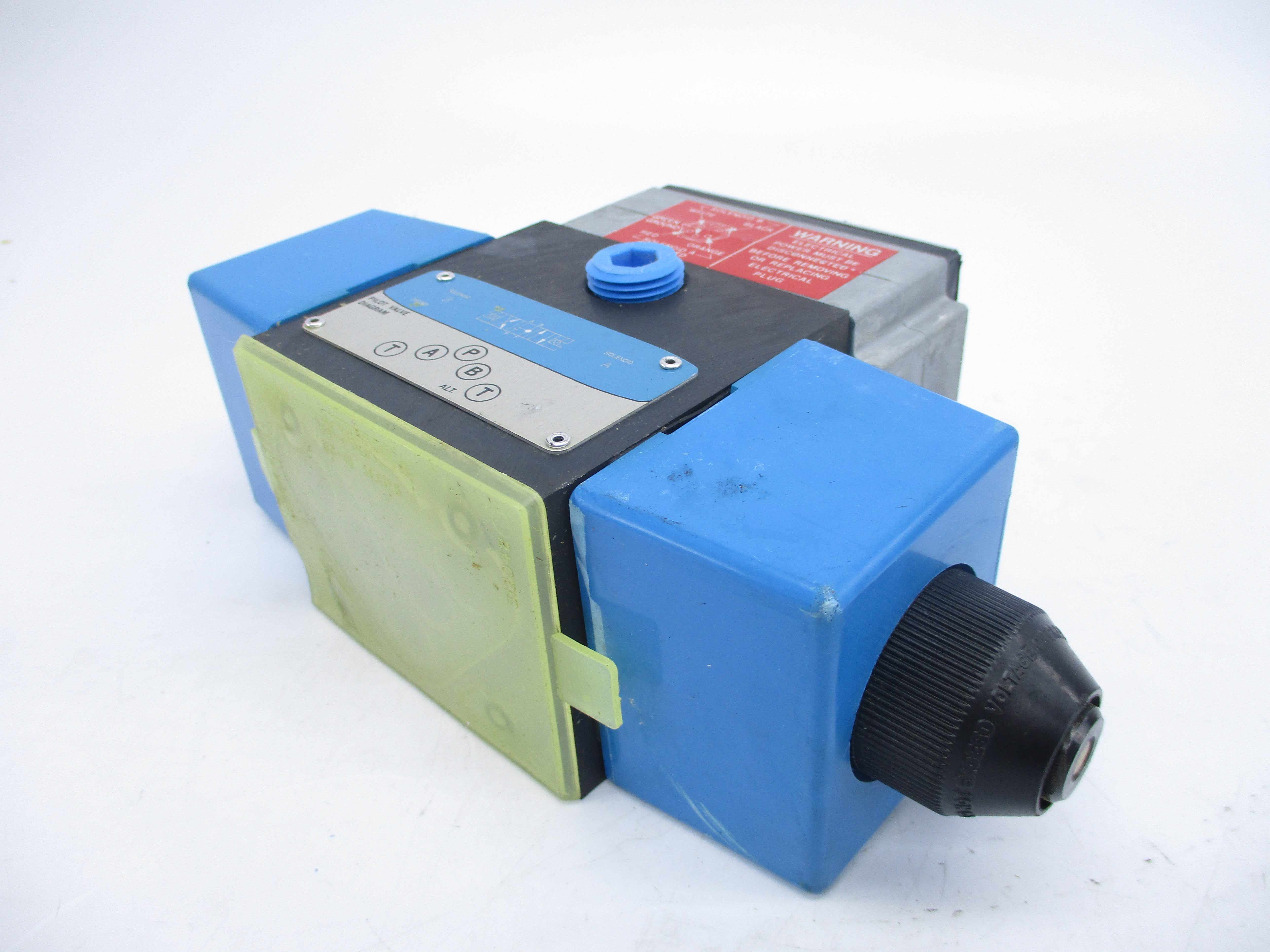 VICKERS PA5DG4S4LW-016C-B-60 120V NSNP
