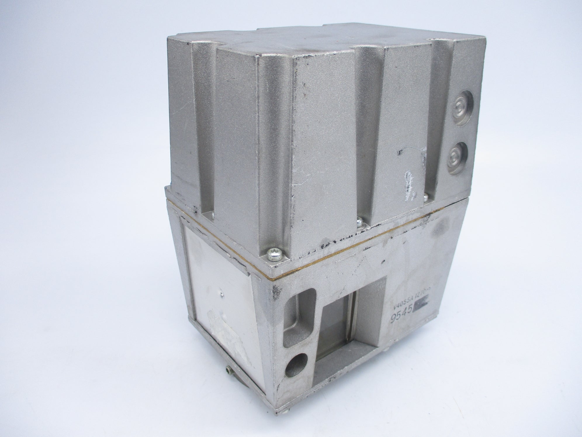 HONEYWELL V4055A12703 120V NSNP
