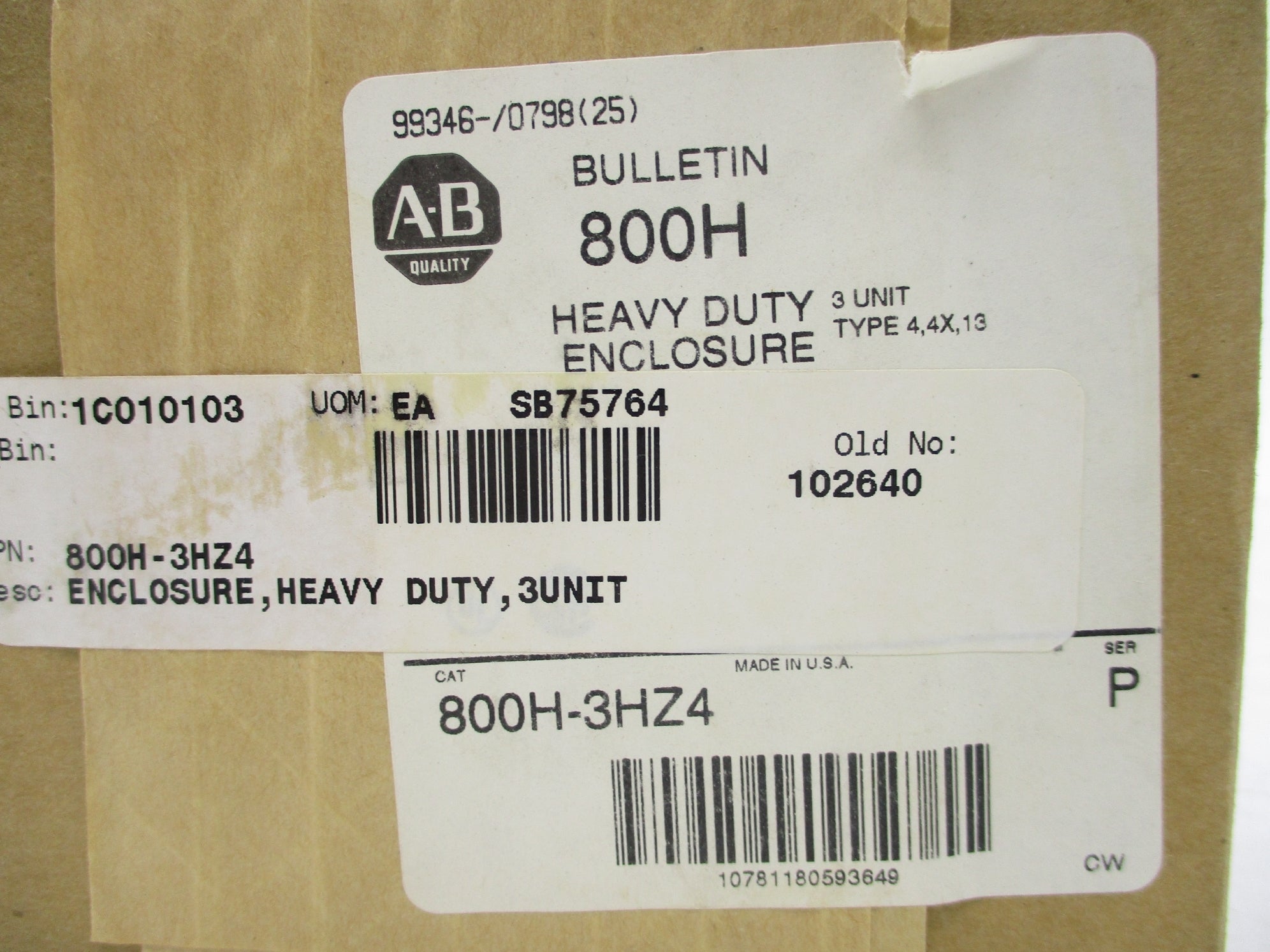 ALLEN BRADLEY 800H-3HZ4 SER. P (BR/WH) NSFS