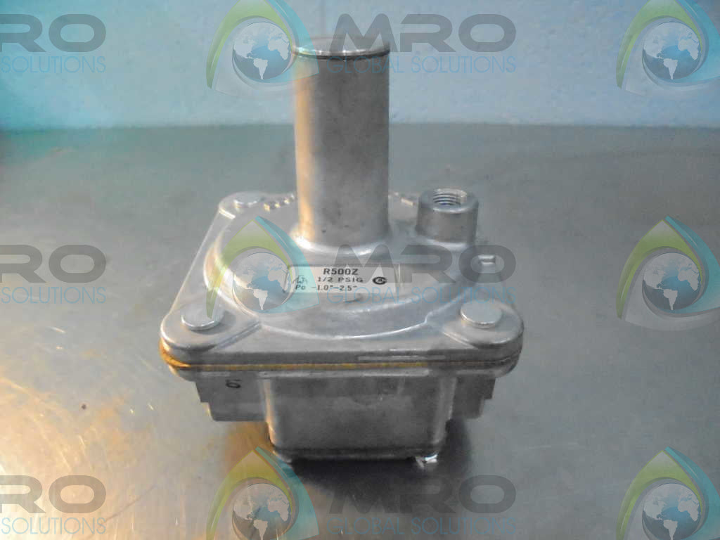 MAXITROL R5002 1/2 PSIG *NEW NO BOX*