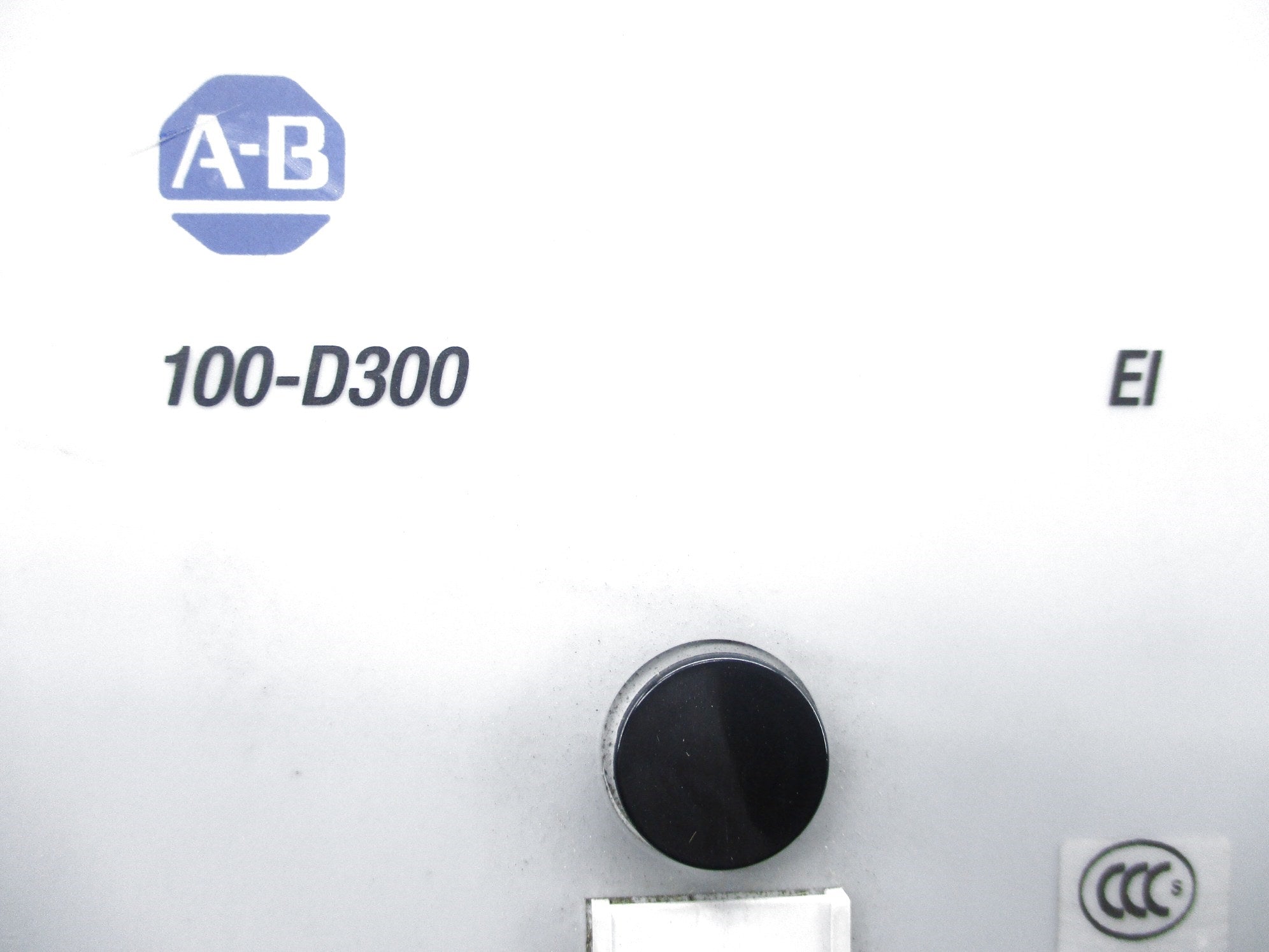 ALLEN BRADLEY 100-D300EI SER. B 130V NSNP