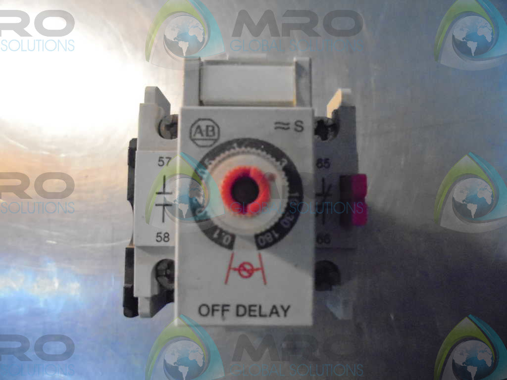 ALLEN BRADLEY 596-TR33 SER.B (TIMER & ADAPTER) *USED*