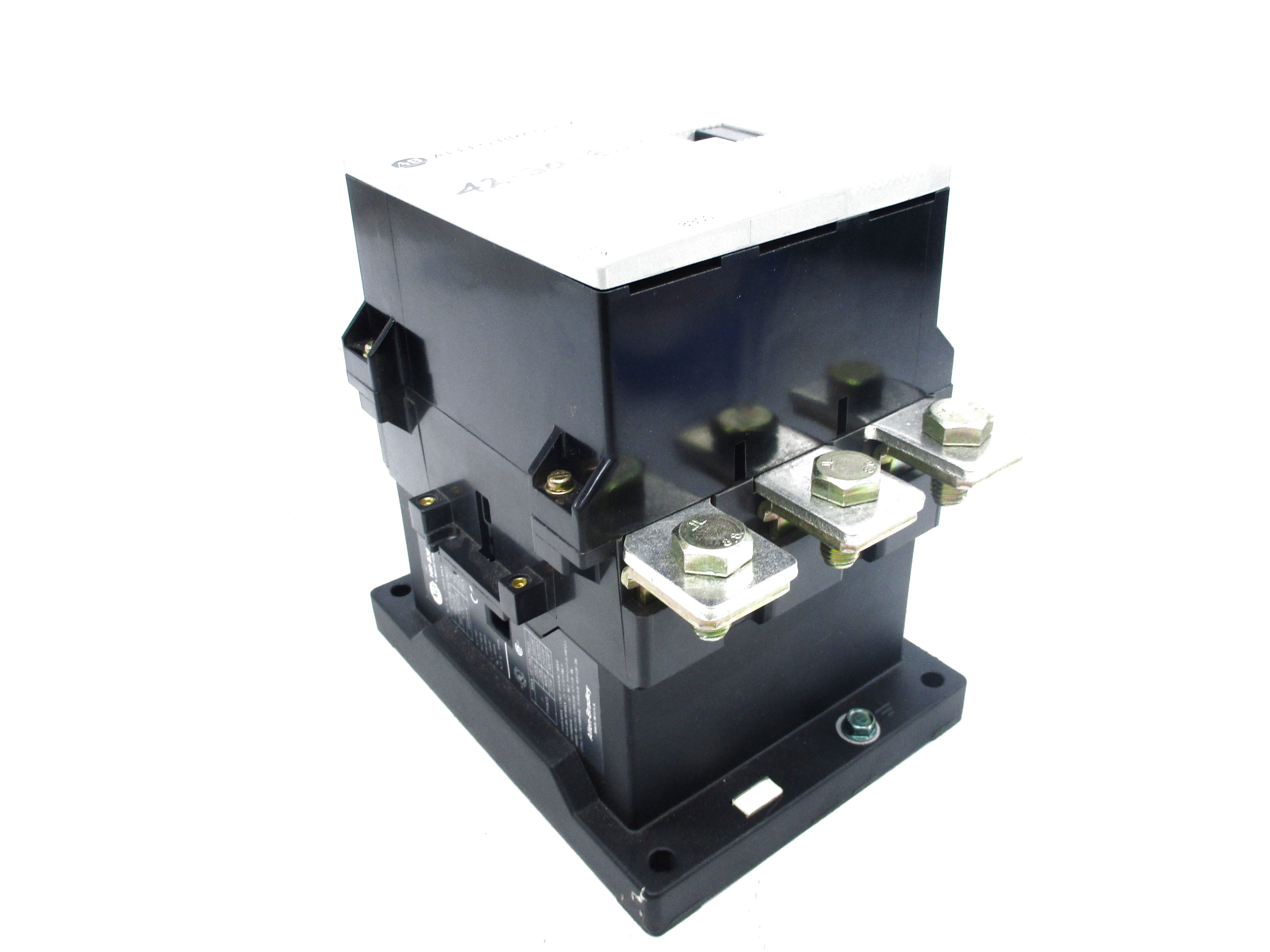 ALLEN BRADLEY 100-B300ND3 SER. B 120V (BR/WH) REMAN