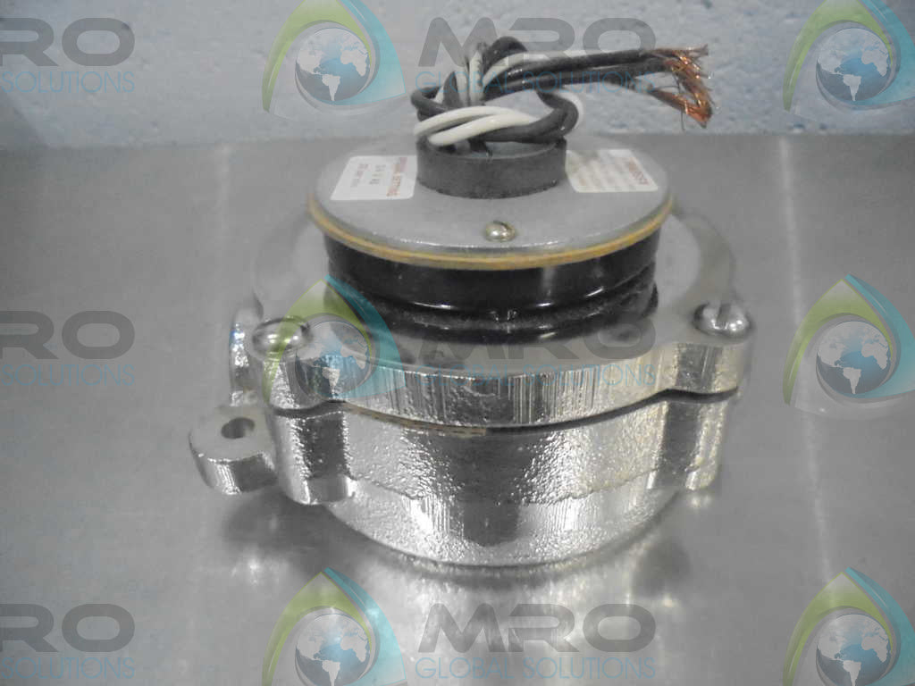 CHEMETRONICS W32-Y01F THERMOSTAT *NEW NO BOX*