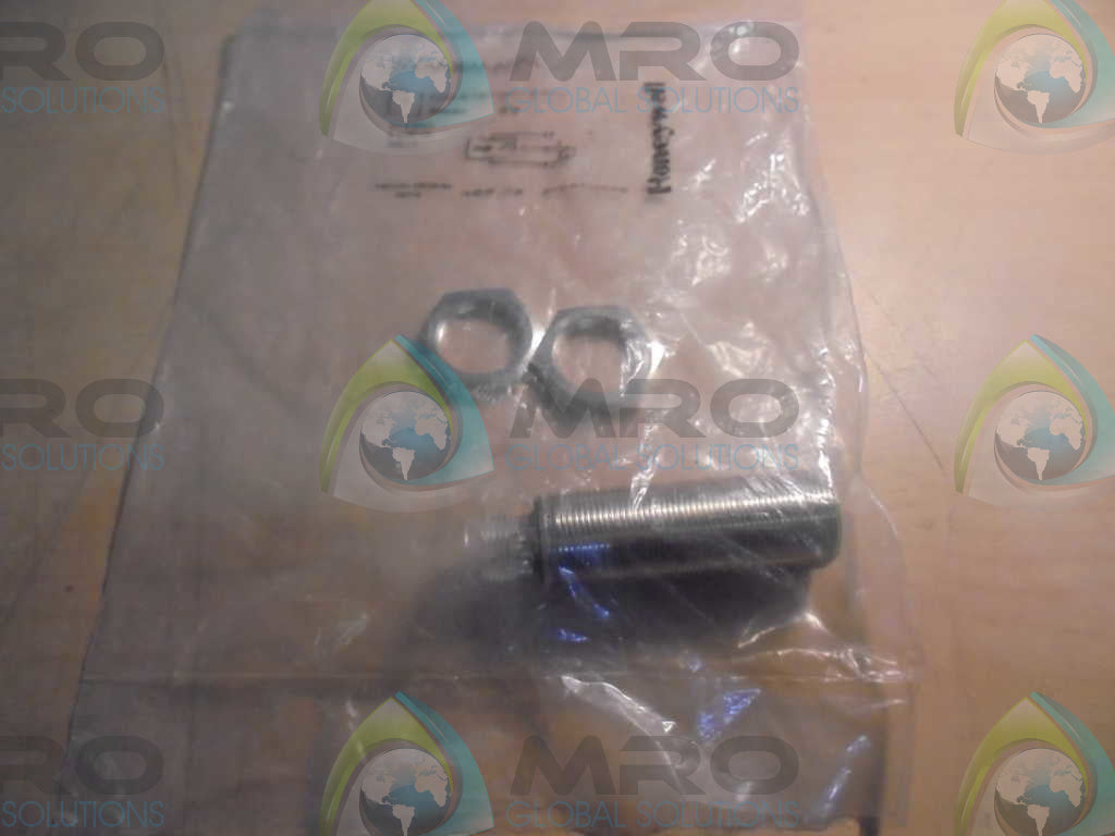 HONEYWELL 922AA3BM-A9P-L PLUG-IN PROXIMITY SWITCH *NEW NO BOX*