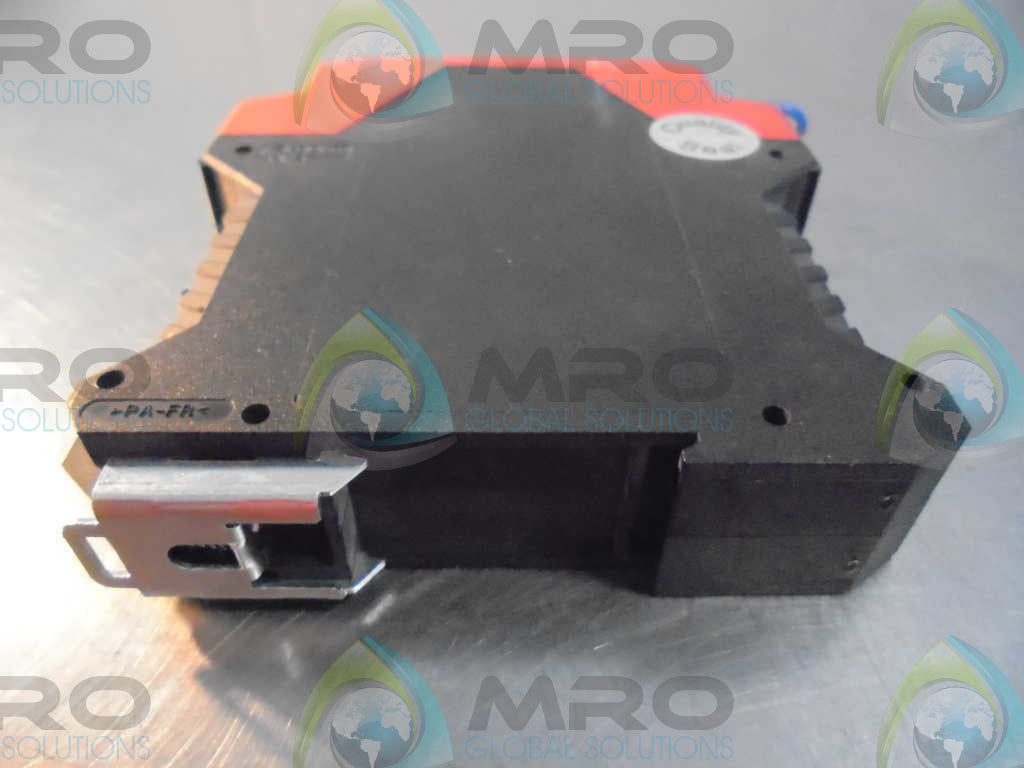 TELEMECANIQUE XPSAFL5130P SAFETY SWITCH *USED*