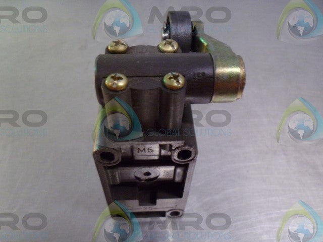 SCHMERSAL 24V4 336-11z *NEW NO BOX*