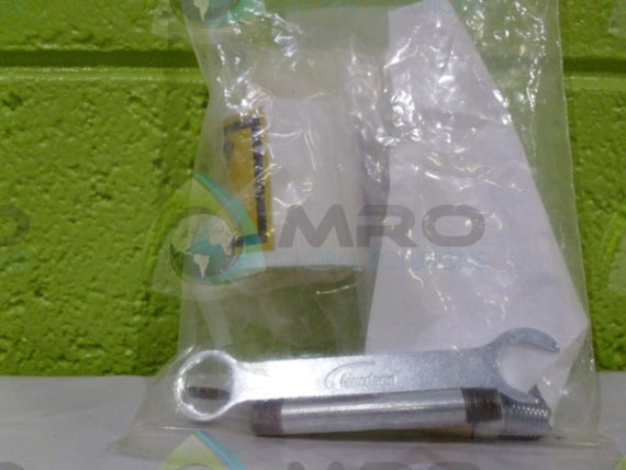LOT OF 2 NORDSON 272385 INSTALLATION KIT FOR HEAT GUN * NEW IN BAG *