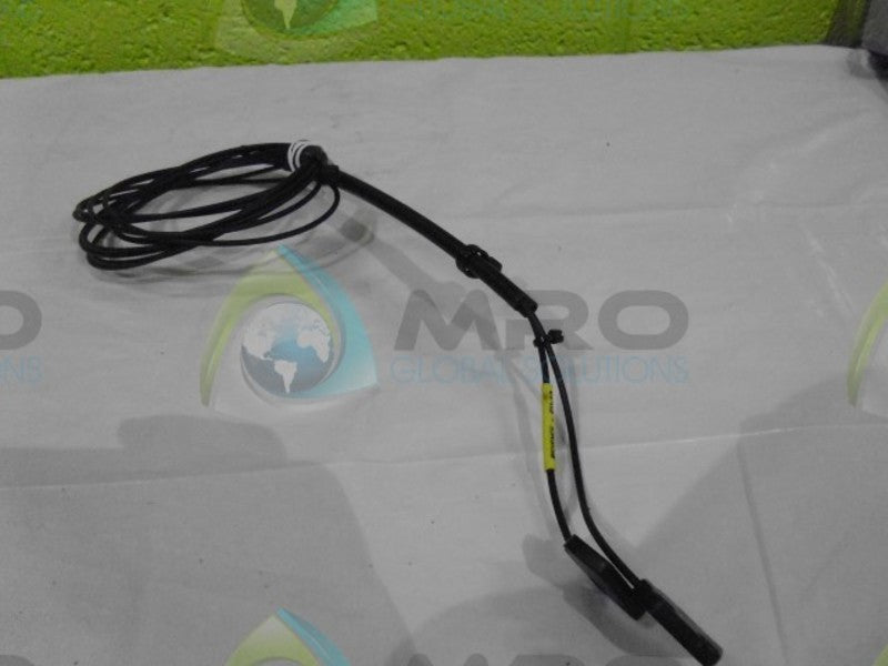 KEYENCE FU-12 FIBEROPTIC SENSOR * USED *