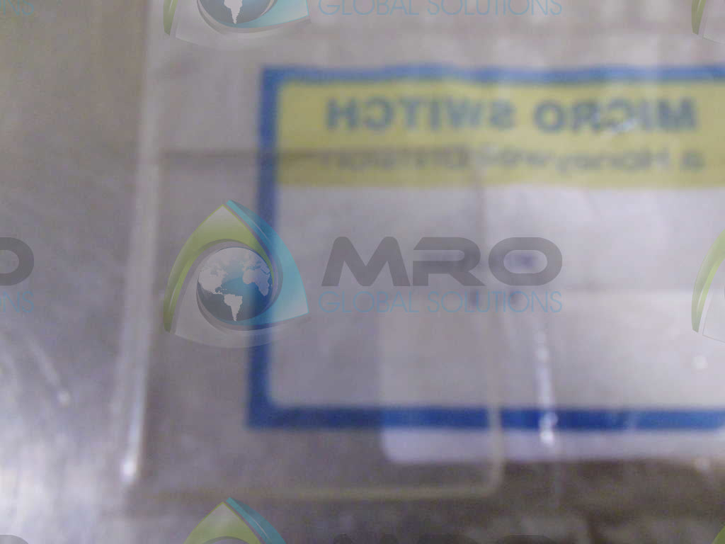 HONEYWELL 907AYY100 LEGEND PLATE BLANK * NEW IN FACTORY BAG *