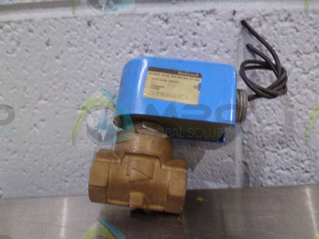 HONEYWELL 7321KBN2RN00 VALVE *USED*
