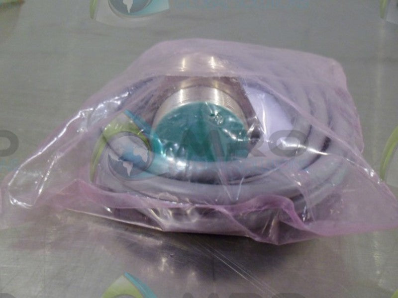 BAUMER IFRM 30P1601/L INDUCTIVE PROXIMITY SWITCH *NEW IN ORIGINAL PACKAGE*