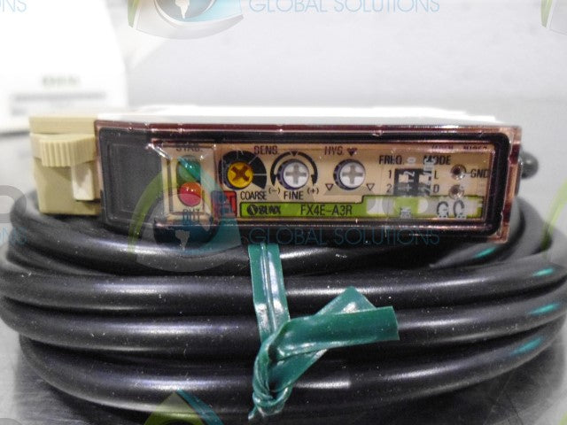 XSUNX FX4E-A3R FIBER SENSOR *NEW IN BOX *