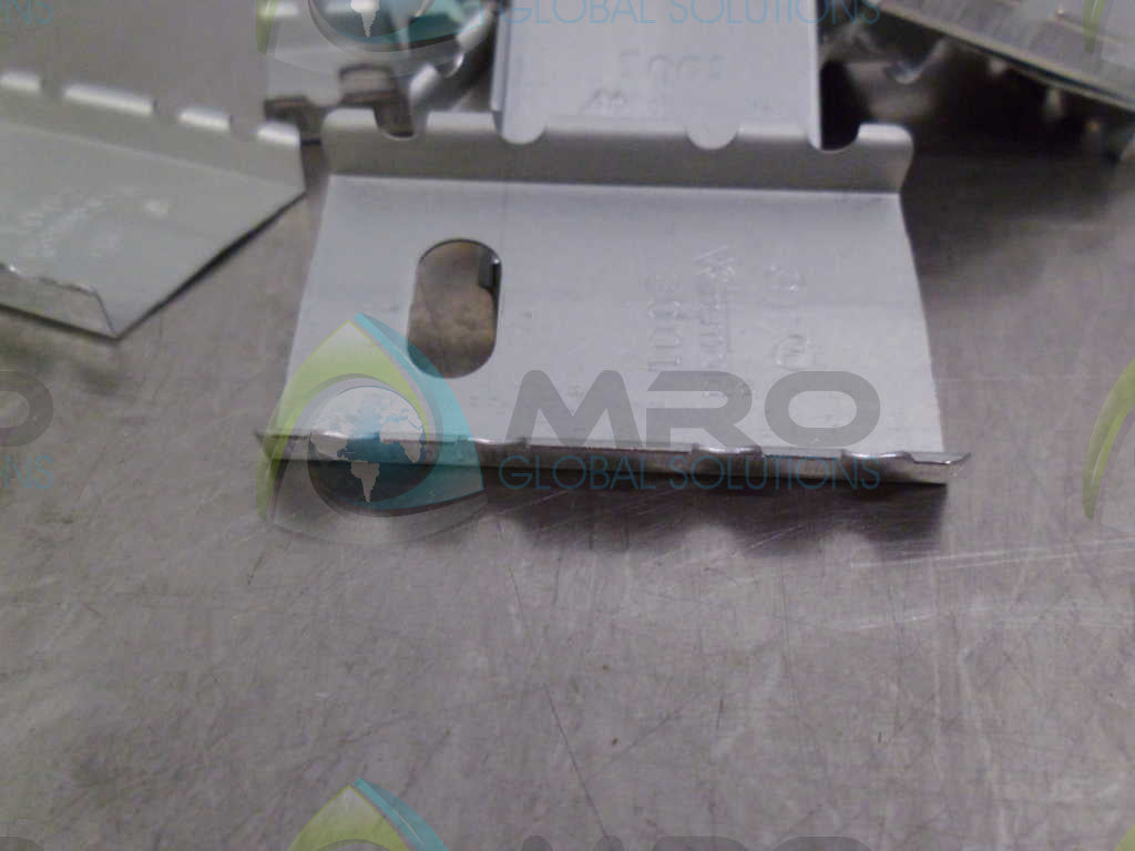 WIREMOLD 2001 COUPLINGS *NEW IN BOX*