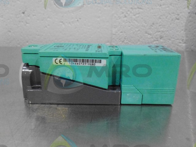 PEPPERL+FUCHS 4A AWG 5WAY SENSING FACE *NEW IN BOX*
