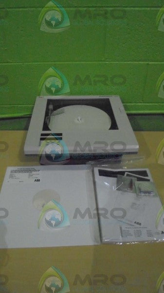 ABB  1911JAA01100600STD COMANDER 1900 *NEW IN BOX*