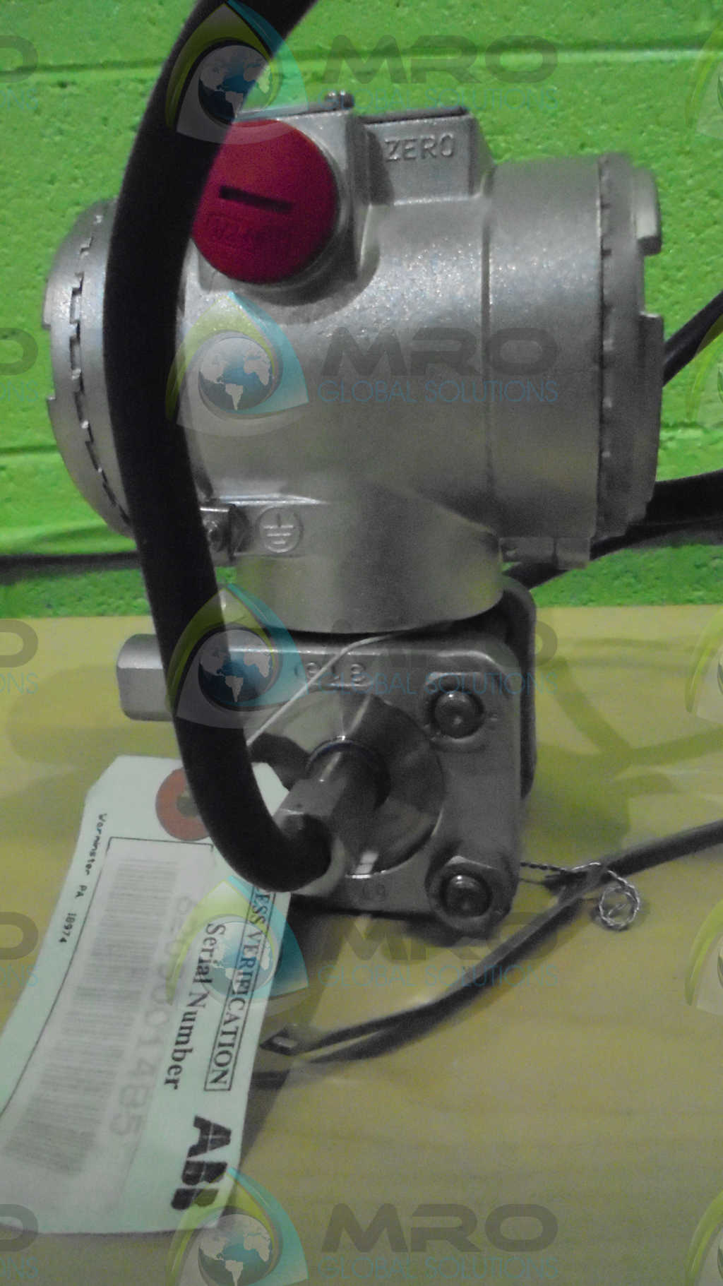 ABB  S264SHMSBAS11  PRESSURE TRANSMITTER *NEW IN BAG*