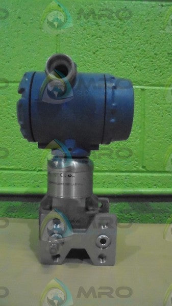 ROSEMOUNT  3051S2CG4A2F121AB3D1D2L4M5  PRESSURE TRANSMITTER *USED*