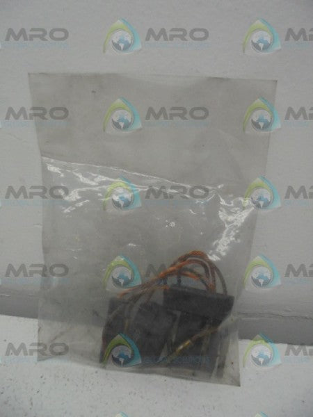 INDUSTRIAL MRO PART# 4905253 (PKG OF 6) * NEW IN FACTORY BAG *