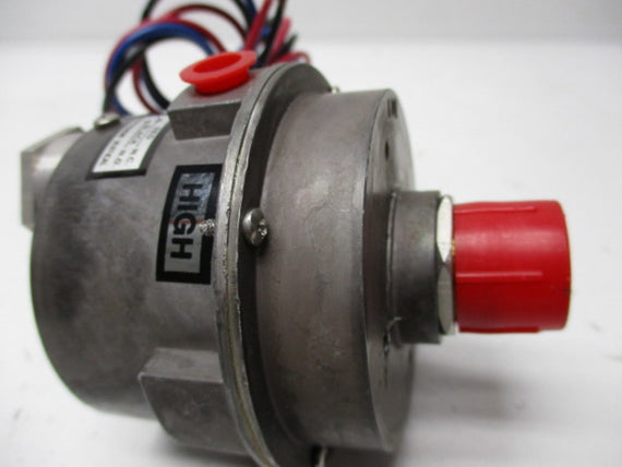 BEC CONTROLS R72-B1-AC-218 PRESSURE CONTROL SWITCH * NEW NO BOX *