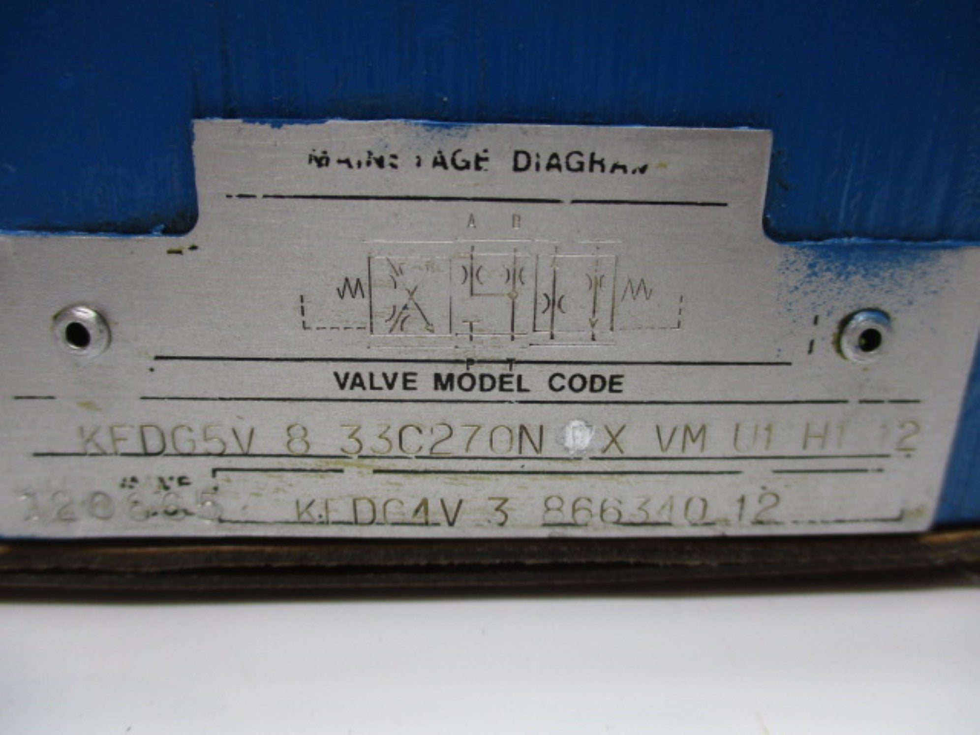 VICKERS KFDG5V833C270NXVMU1H112 UNMP