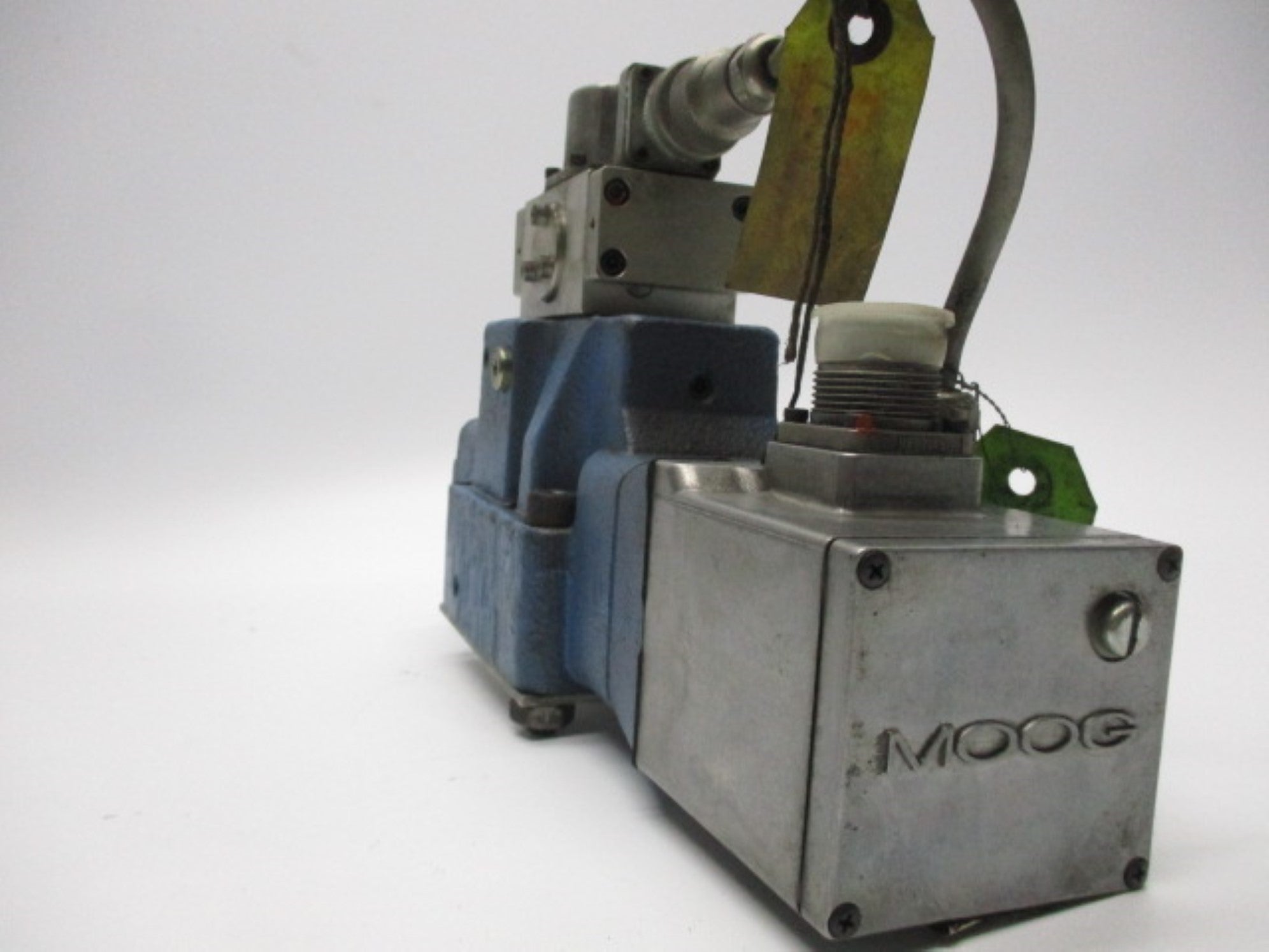 MOOG D662-3303K NSNP