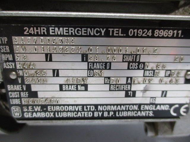 SEW-EURODRIVE SA37DT63N2 UNMP