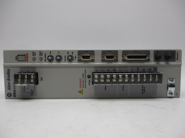 ALLEN BRADLEY 2098-DSD-030-SE SER. B UNMP
