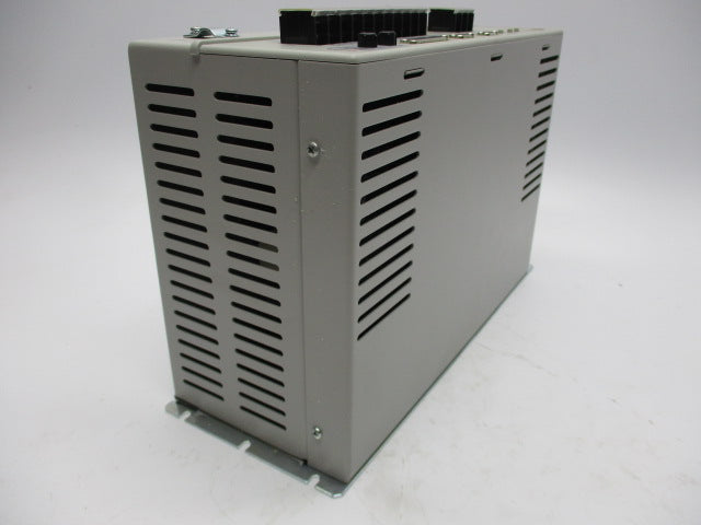ALLEN BRADLEY 2098-DSD-HV050-SE SER. B F/W V1.32 UNMP
