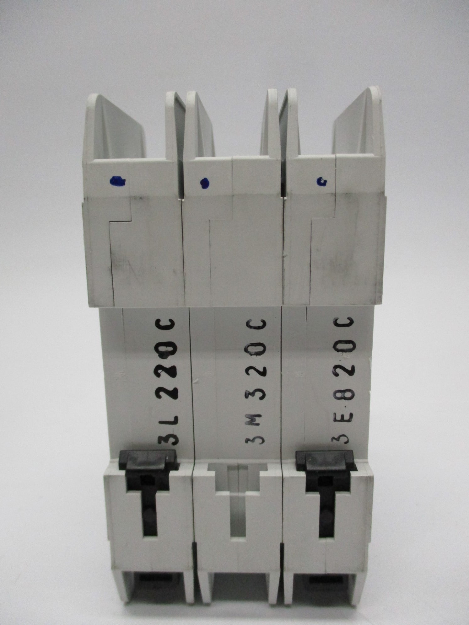 MOELLER FAZ-C20/3-NA 20A 277V NSMP