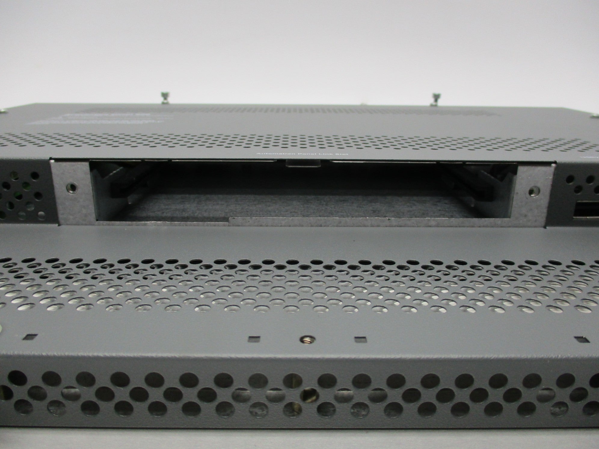 B&R AUTOMATION 5AP920.1505-K28 (AS PICTURED) UNMP