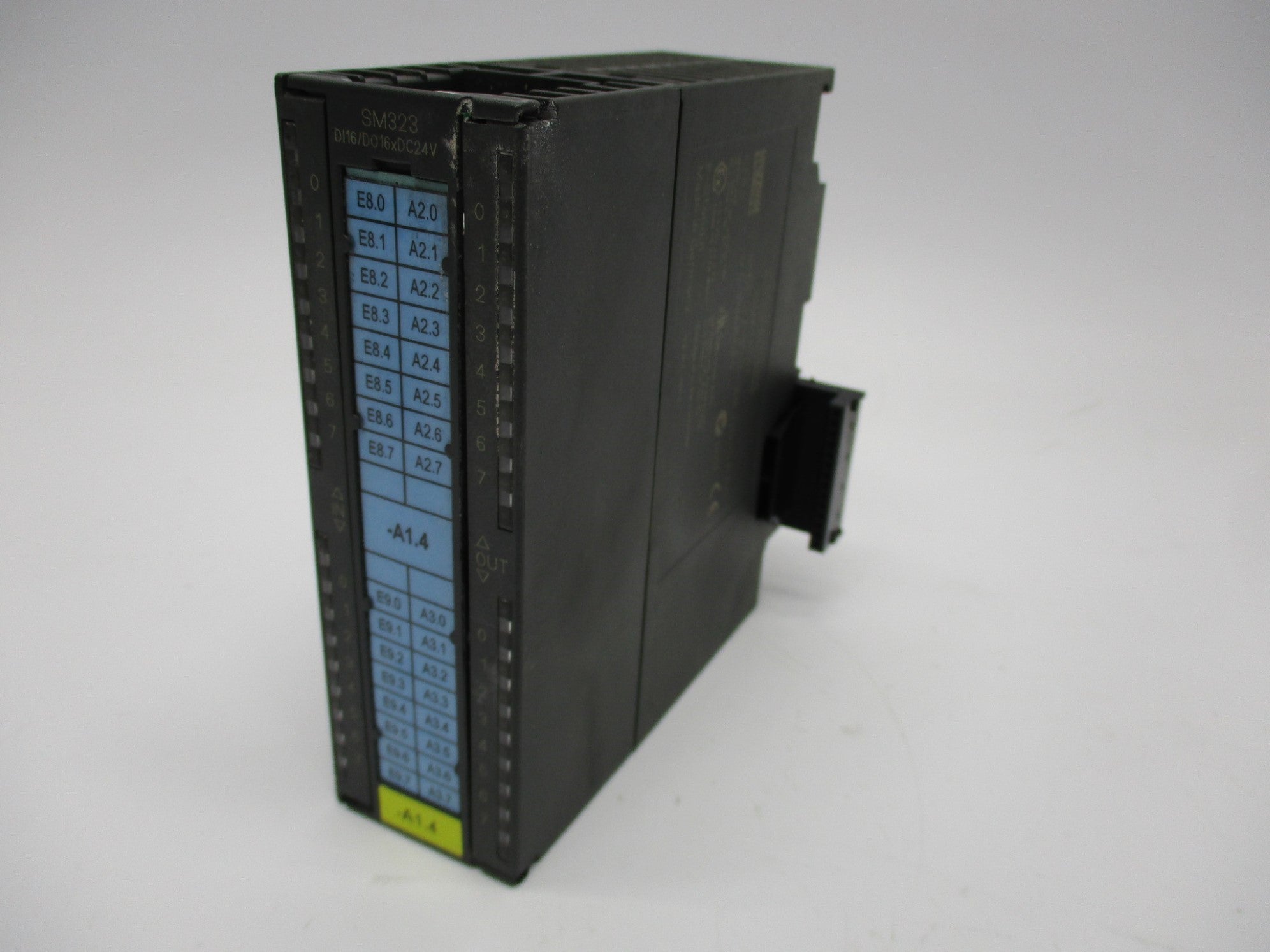 SIEMENS 6ES7323-1BL00-0AA0 UNMP