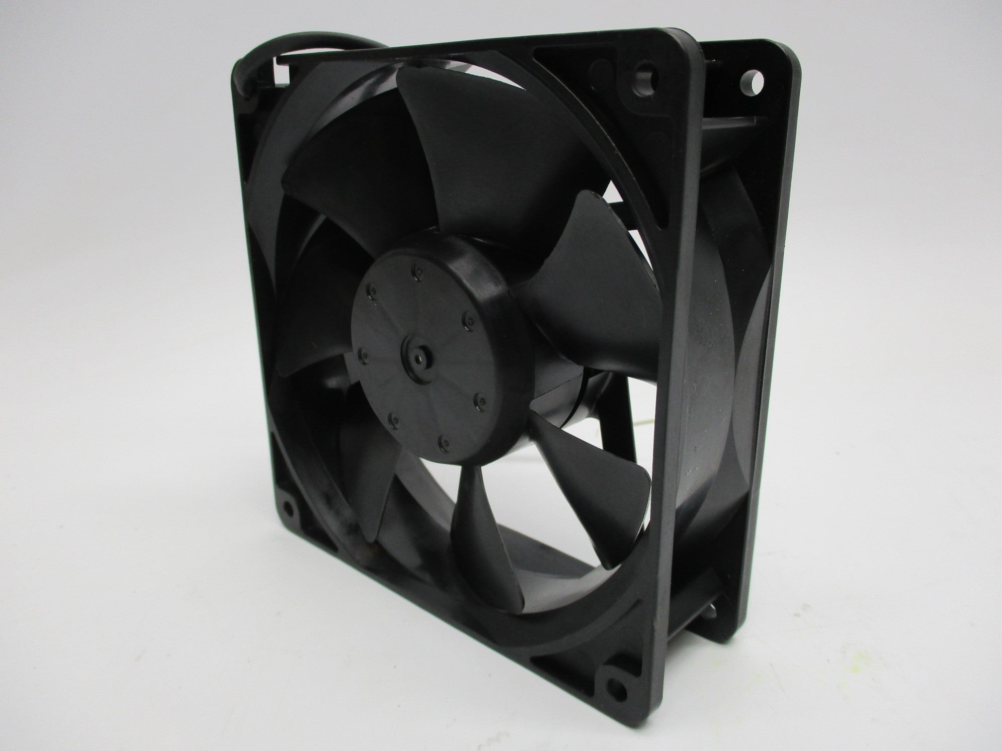 MINEBEA 4715KL-05W-B39 UNMP