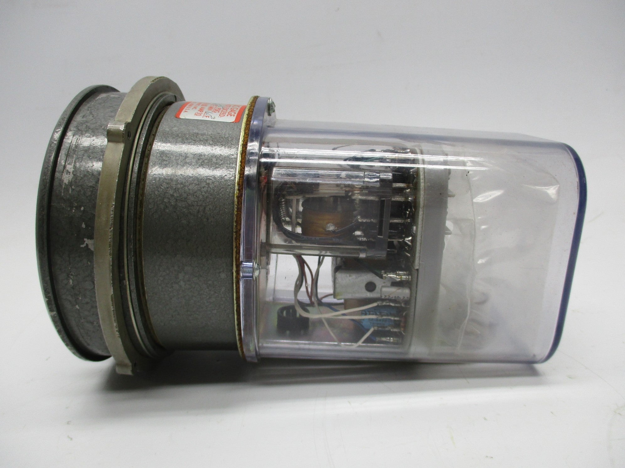 DWYER 3010C (AS PICTURED) NSNP