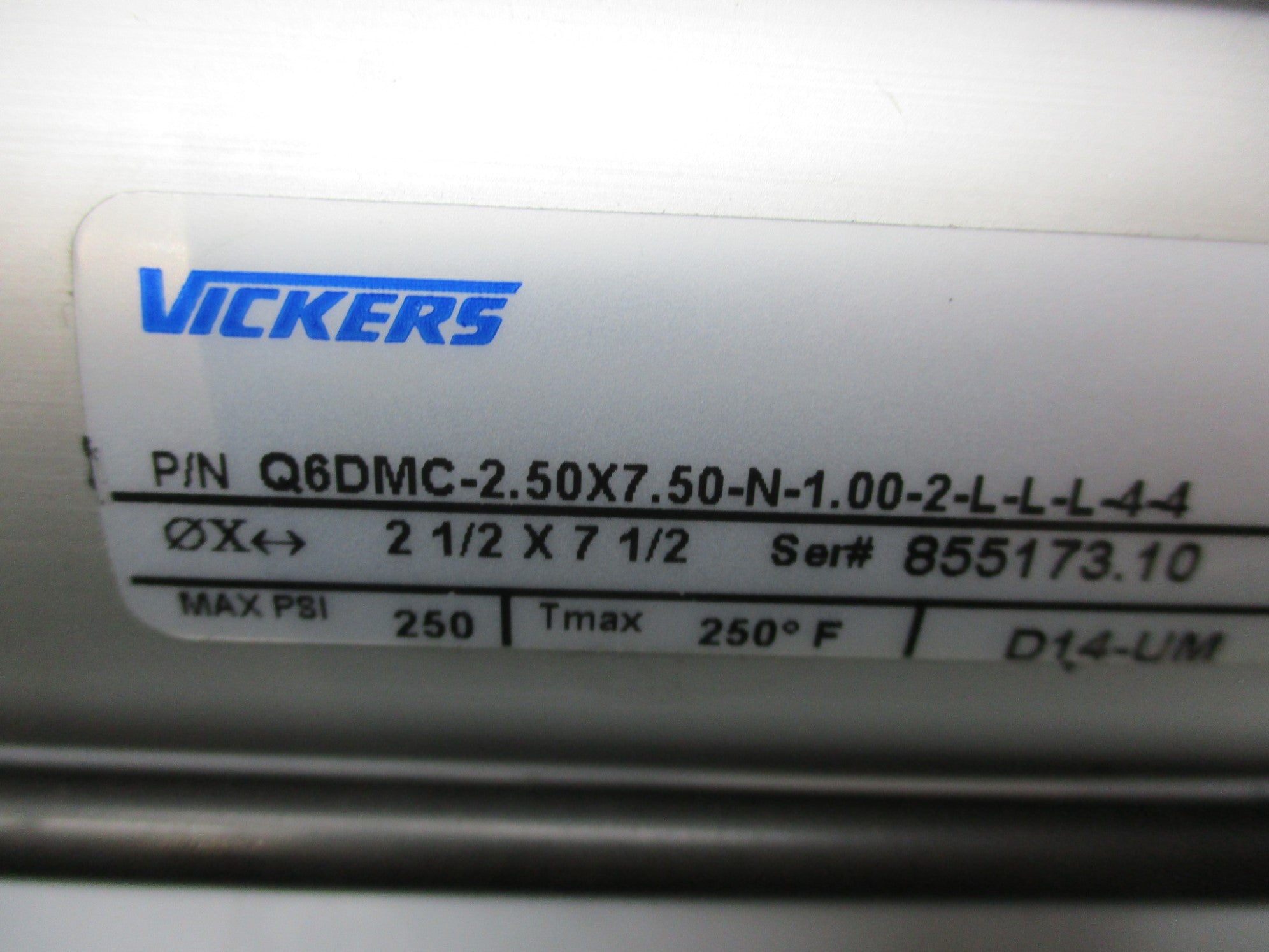 VICKERS D14-UM Q6DMC-2.50X7.50-N-1.00-2-L-L-L-4-4 NSNP