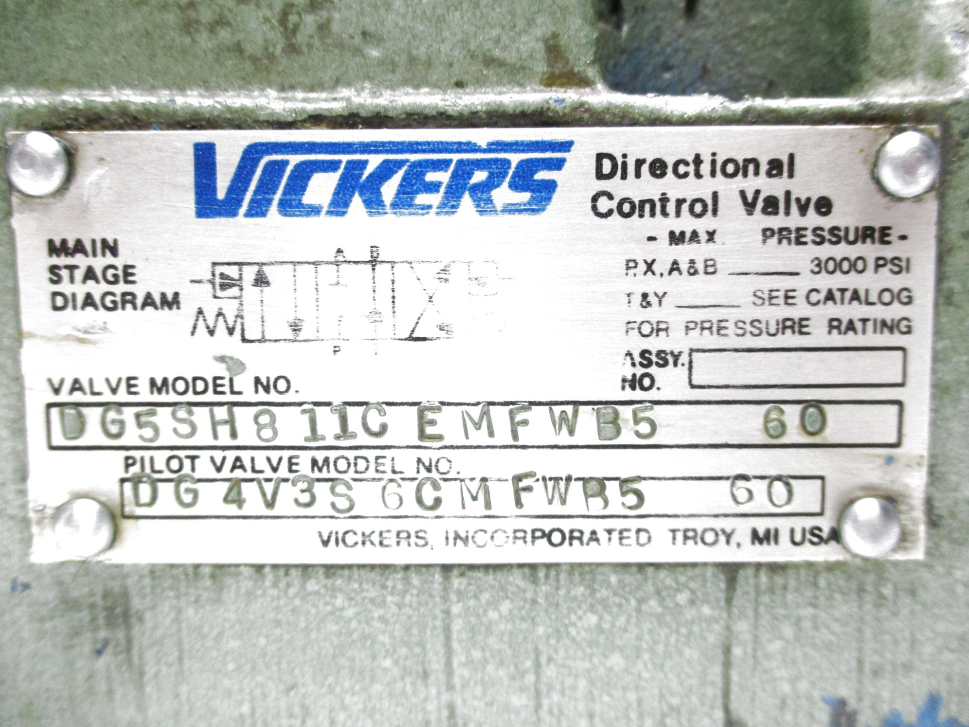 VICKERS DG5SH811CEMFWB5 60 UNMP