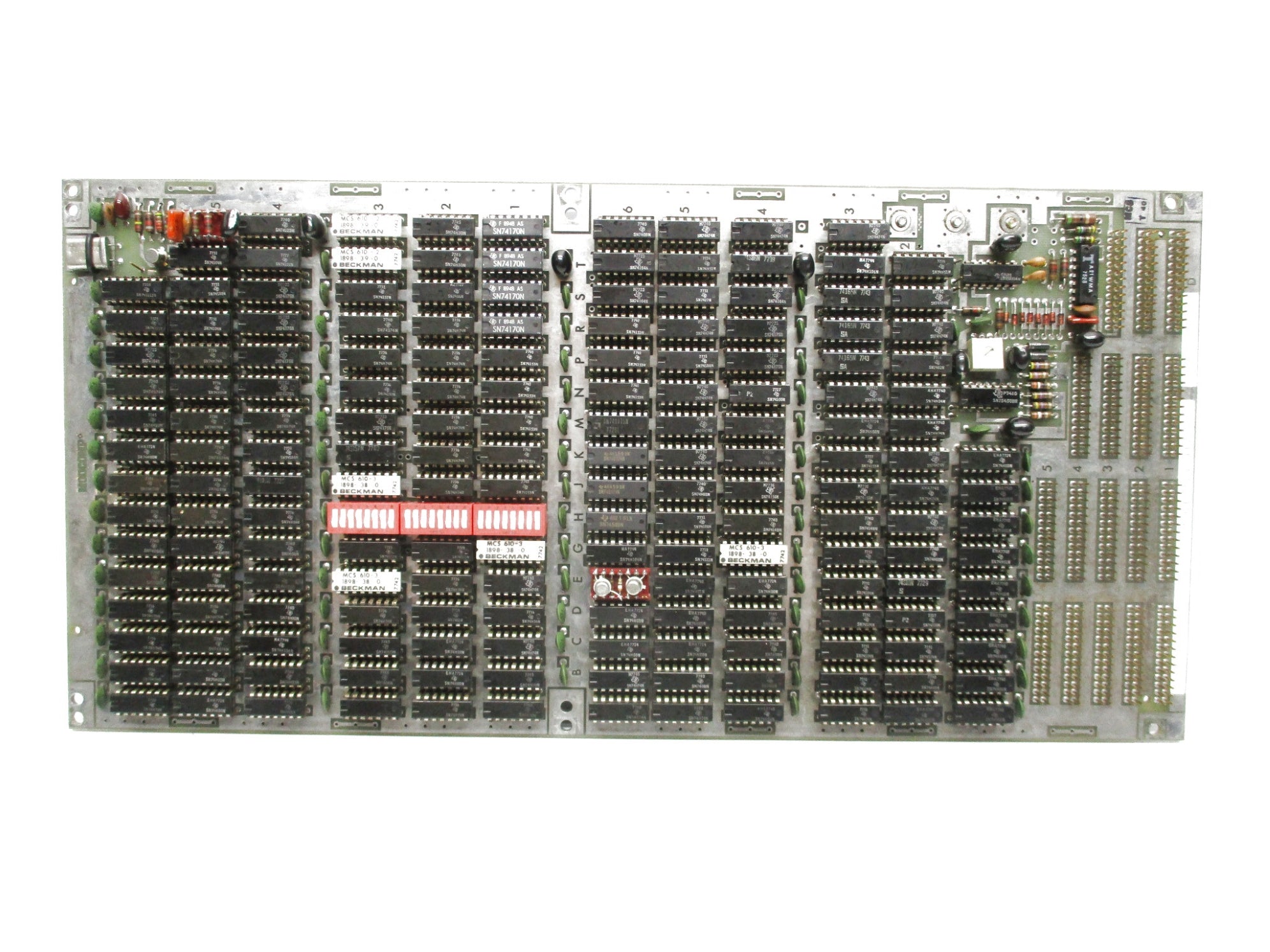 MODCOMP 587-100276-001 REV. HB UNMP