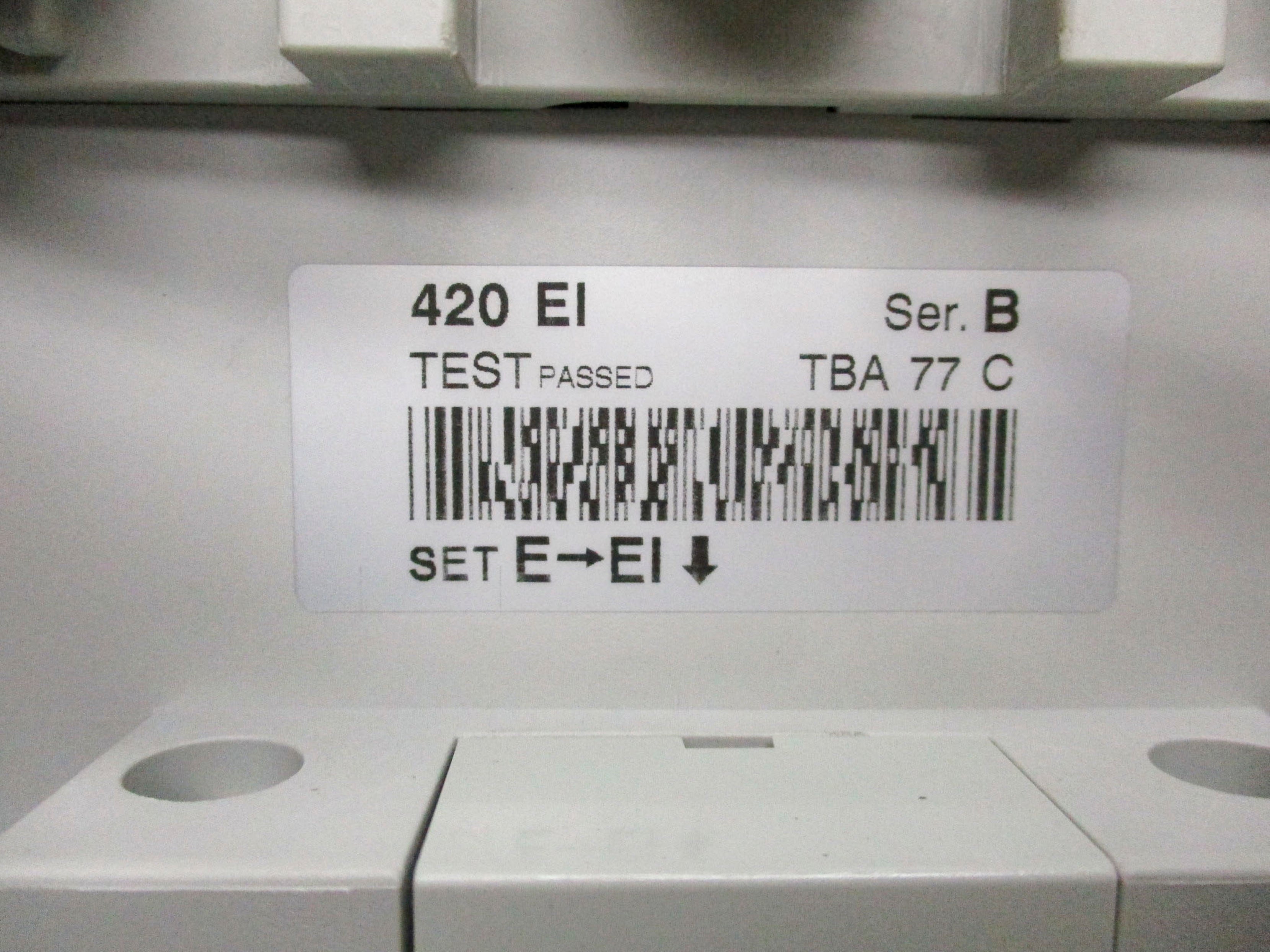 ALLEN BRADLEY 100-D420ED11 NSMP