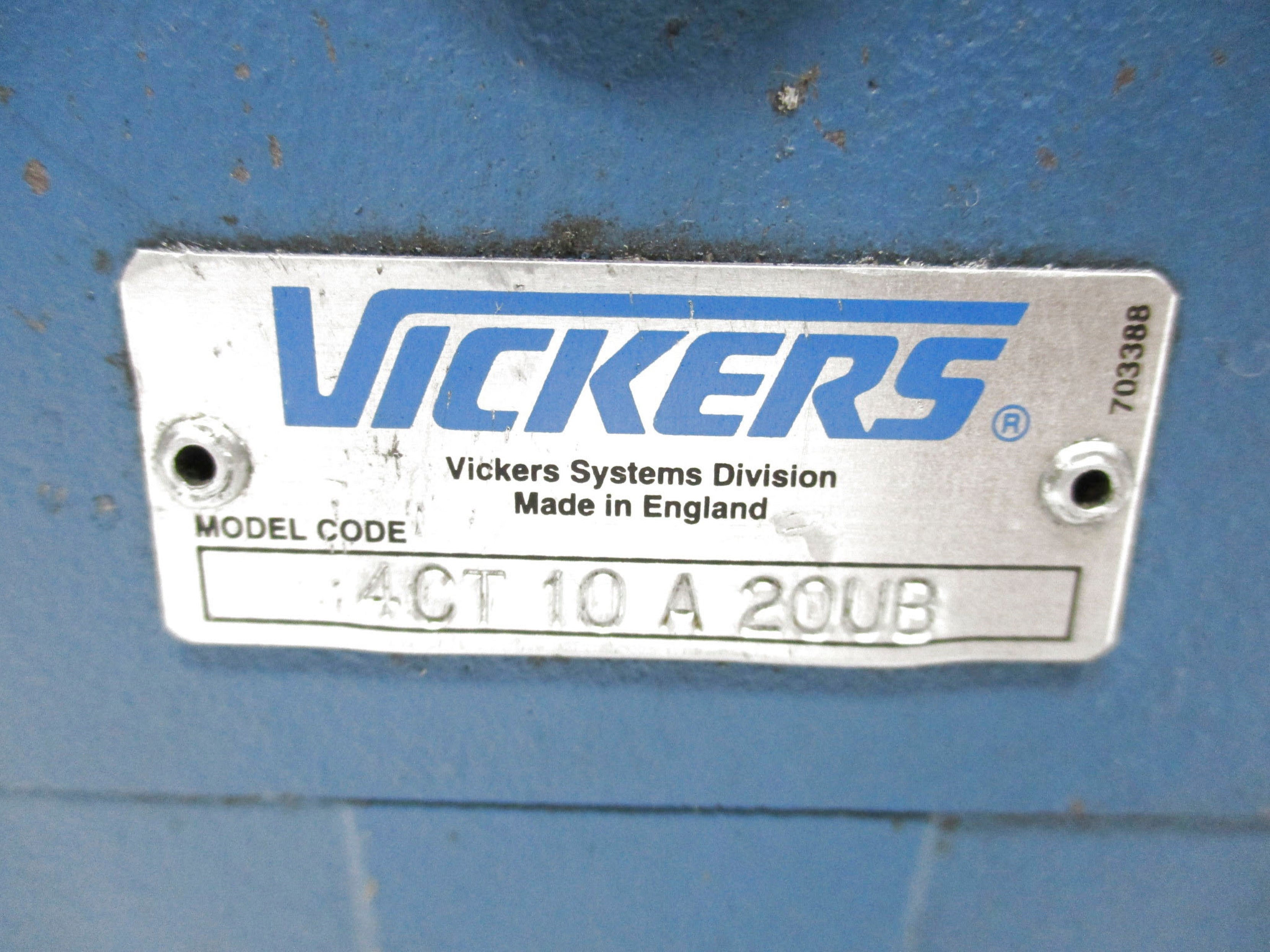 VICKERS 4CT10A20UB NSNP
