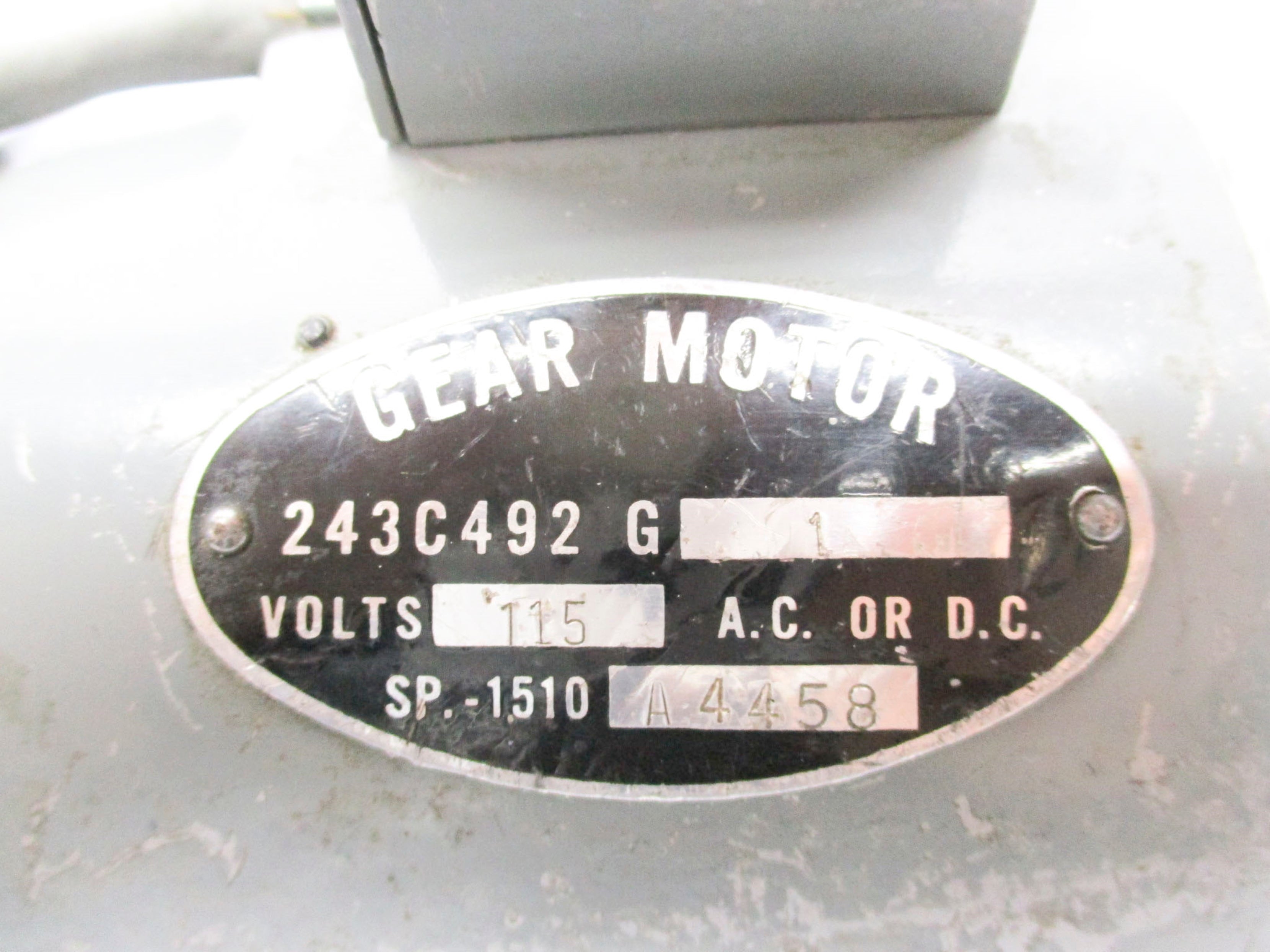 GEAR MOTOR 243C492G1 UNMP