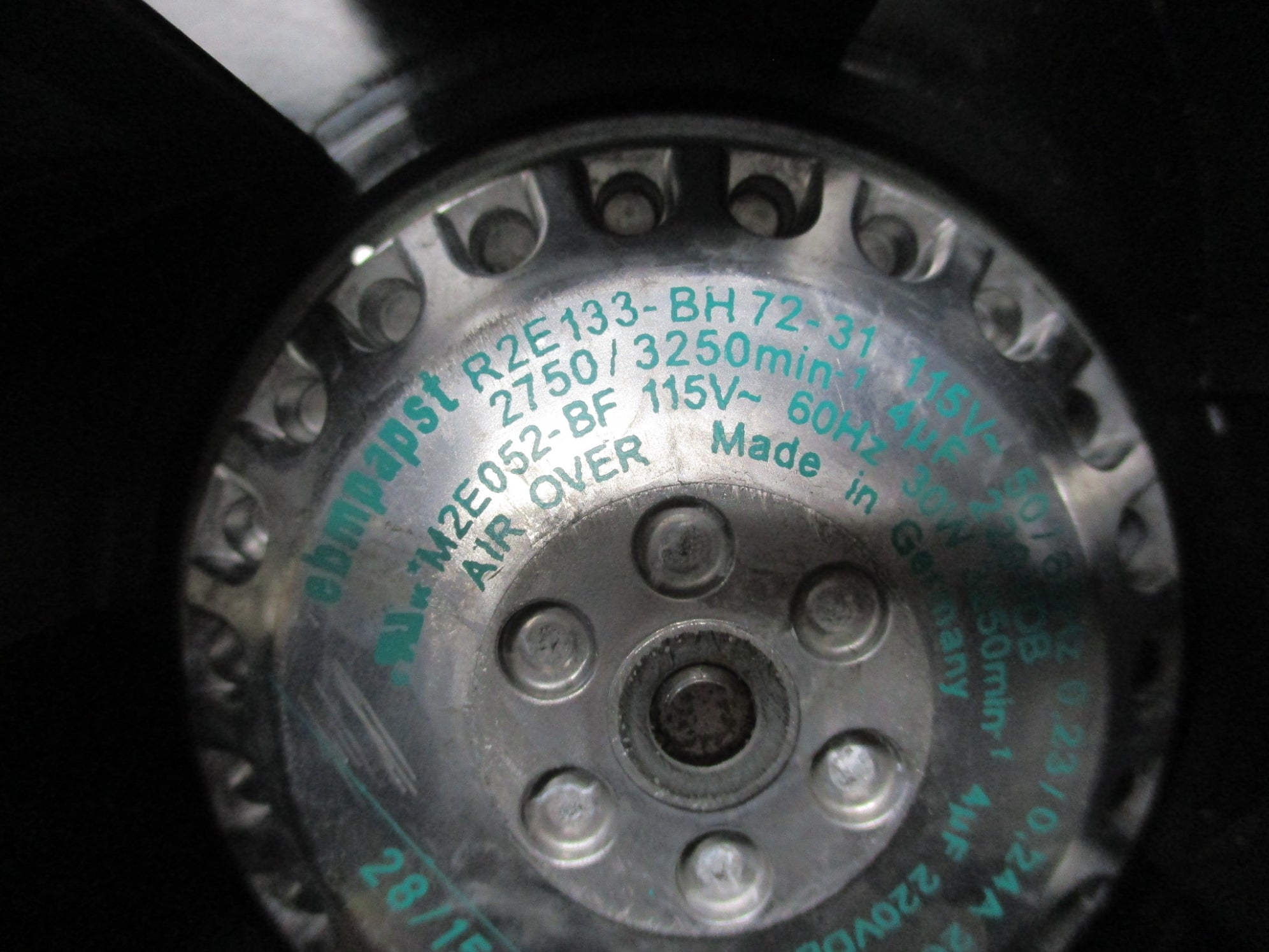 EBMPAPST R2E133-BH72-31 NSNP