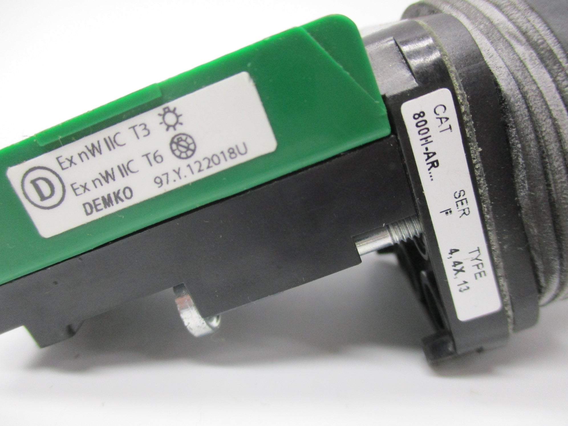 ALLEN BRADLEY 800H-AR SER. F NSNP