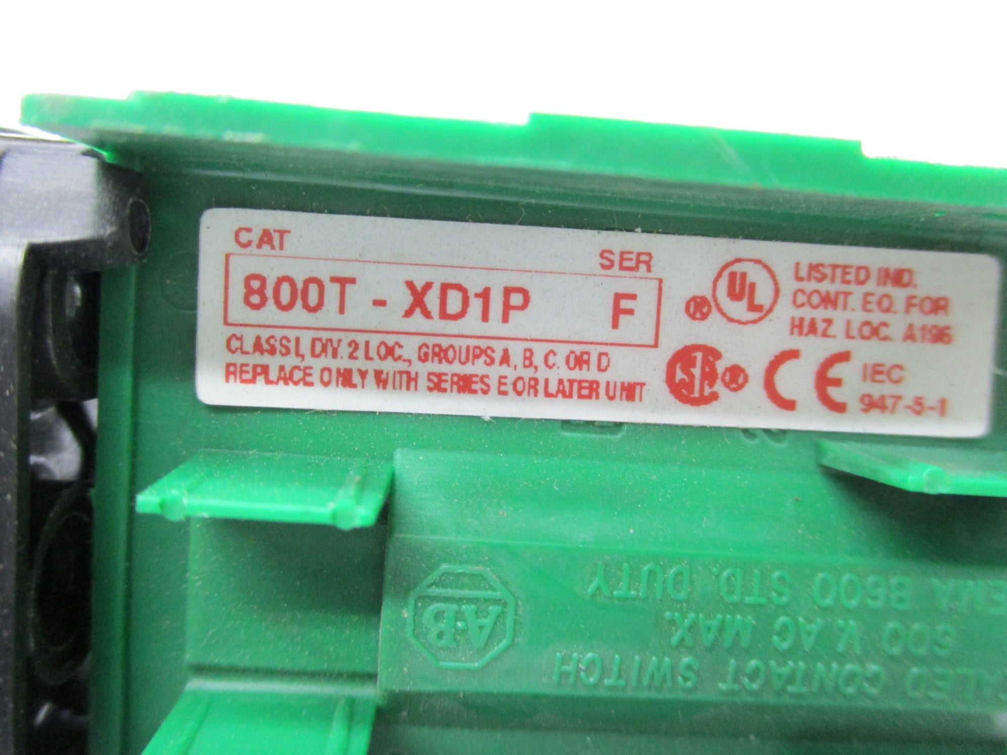 ALLEN BRADLEY 800H-AR SER. F NSNP