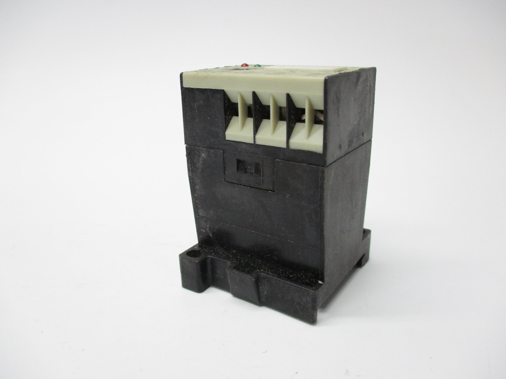 SIEMENS 7PU1040-1AJ20 220V 3A UNMP